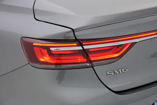 Renault Talisman (SM6)