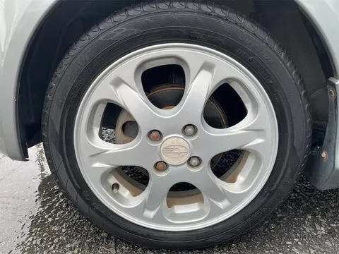 Subaru R1