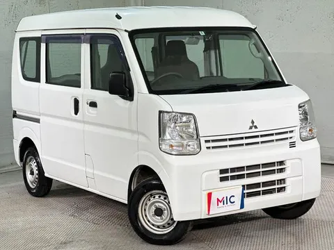 Mitsubishi Minicab Van