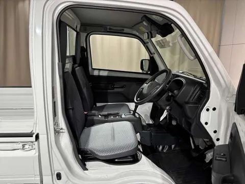 Nissan Clipper Truck