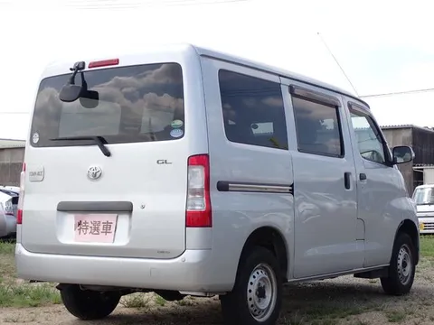Toyota TownAce Van