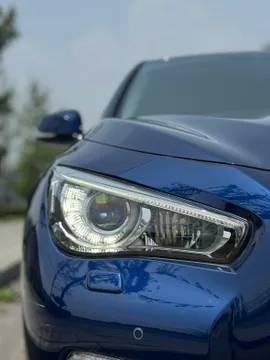 Infiniti Q50L