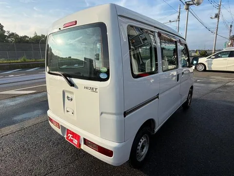 Daihatsu Hijet Cargo