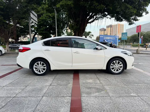 Kia Cerato (K3)