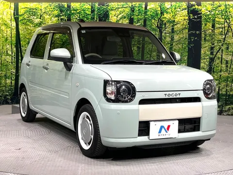 Daihatsu Mira Tocot