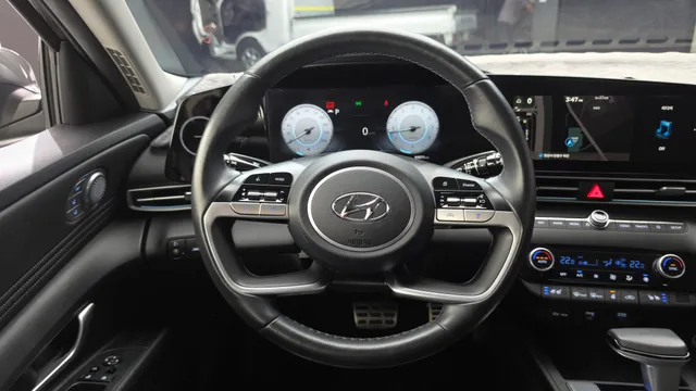 Hyundai Elantra (Avante)