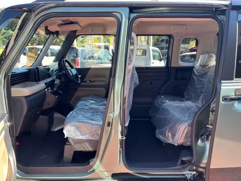 Mitsubishi Delica Mini