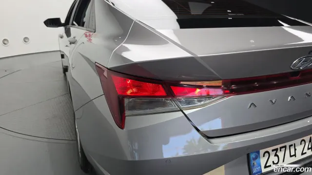Hyundai Elantra (Avante)