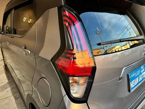 Mitsubishi eK X