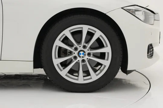 BMW BMW