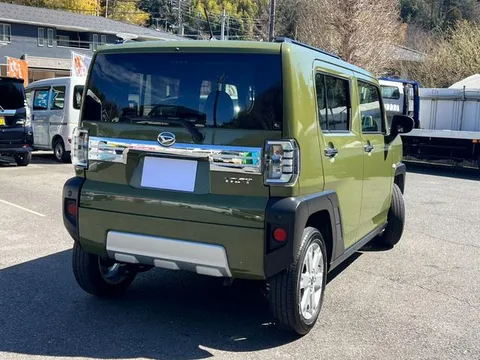 Daihatsu Taft