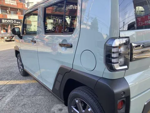 Daihatsu Taft