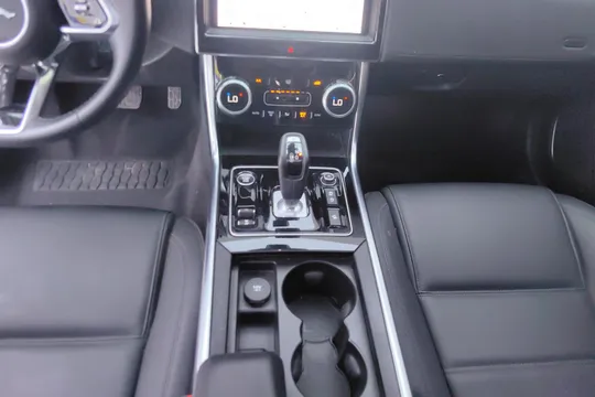Jaguar XEL