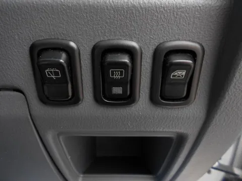 Daihatsu Naked