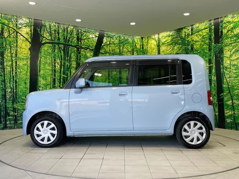 Toyota Pixis Space