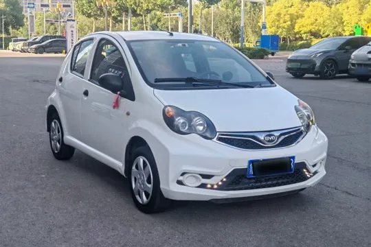 BYD F0