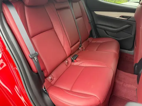 Mazda MAZDA3 Fastback