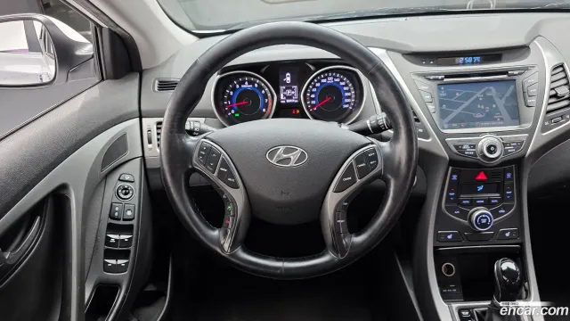 Hyundai Elantra (Avante)