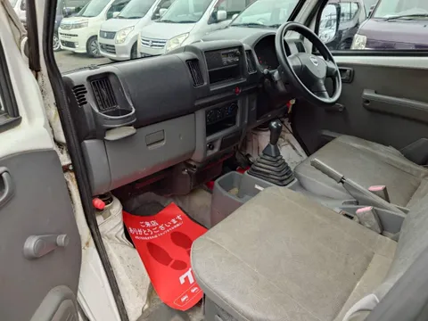 Nissan Clipper