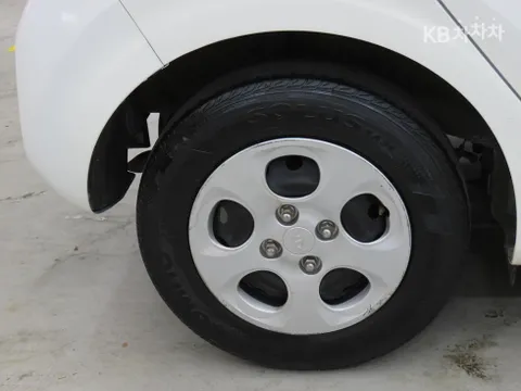 Kia Deluxe