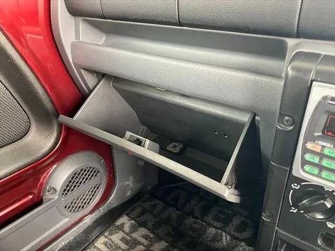 Daihatsu Naked