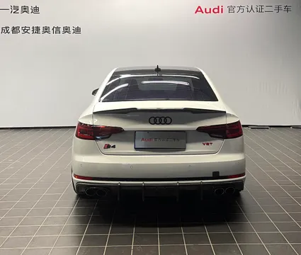 Audi S4