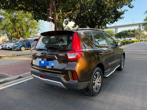 Geely Vision X6