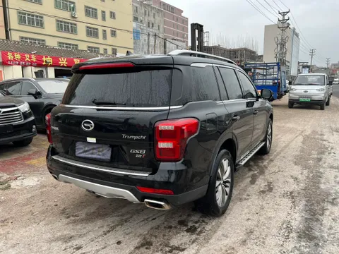 Gac GS8