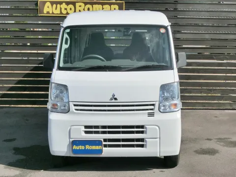 Mitsubishi Minicab Van