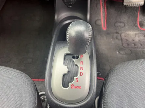 Mitsubishi I