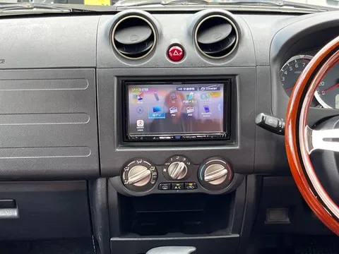 Nissan KIX