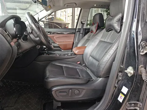 Gac GS8
