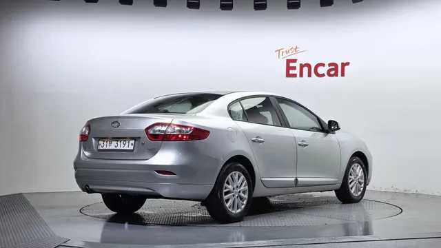 Renault SM3