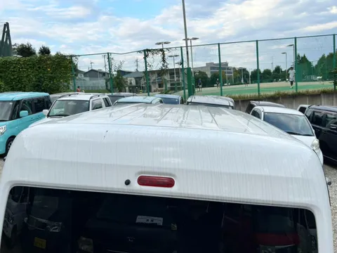 Nissan Clipper