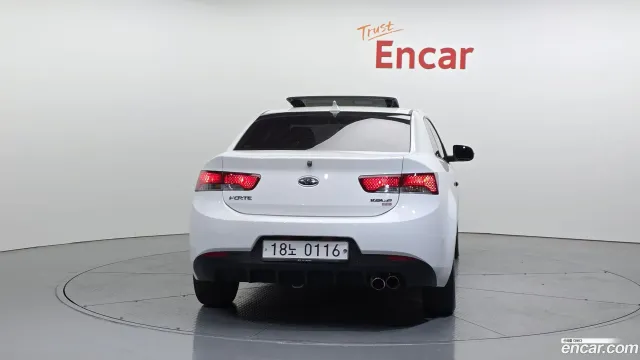 Kia Cerato (Forte)
