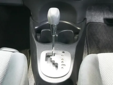 Toyota Yaris (Vitz)