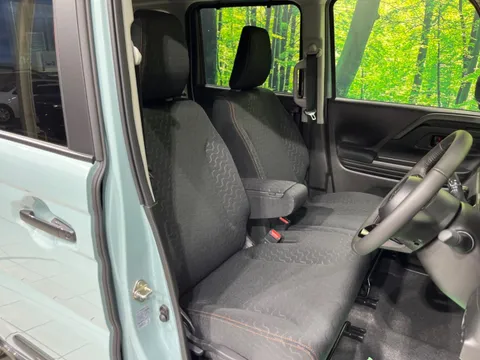 Suzuki Spacia Gear
