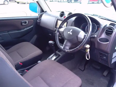 Mitsubishi Pajero Mini