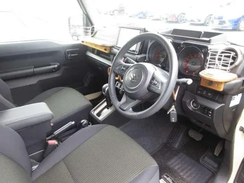 Suzuki Jimny Sierra