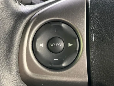 Honda N-BOX Slash