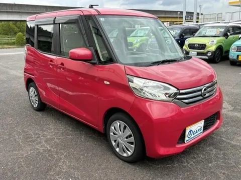 Nissan Dayz Roox