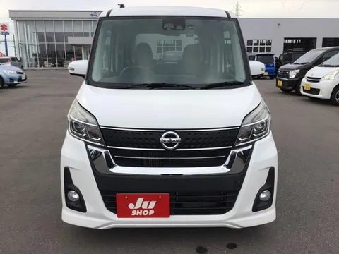 Nissan Dayz Roox