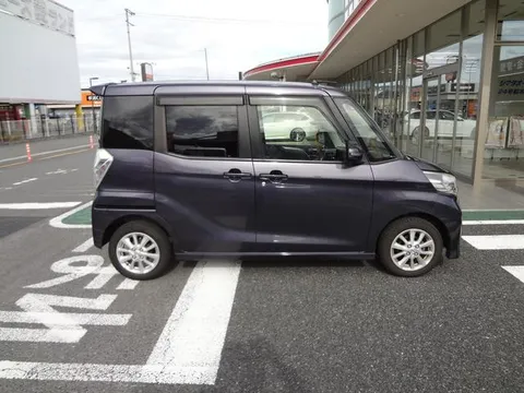 Nissan Dayz Roox