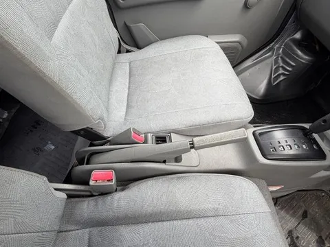 Mitsubishi Minicab Van
