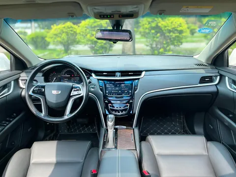 Cadillac XTS