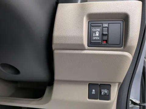 Honda N-BOX Joy