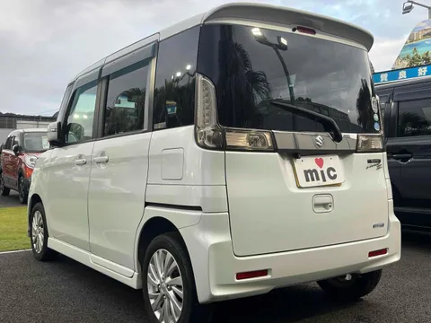 Suzuki Spacia