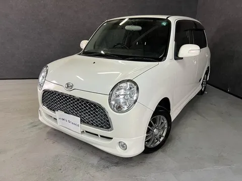 Daihatsu Mira Gino