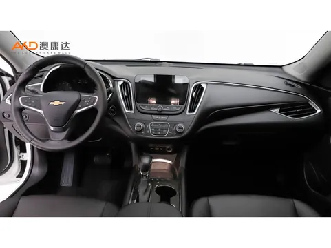 Chevrolet Malibu XL