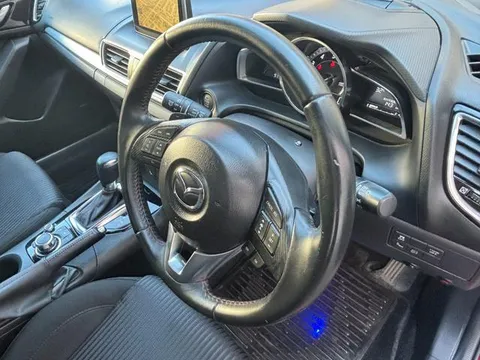Mazda Axela Sport